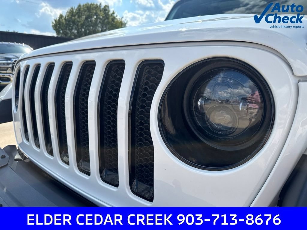 Used 2021 Jeep Wrangler Unlimited Sahara AWD/4WD image 12