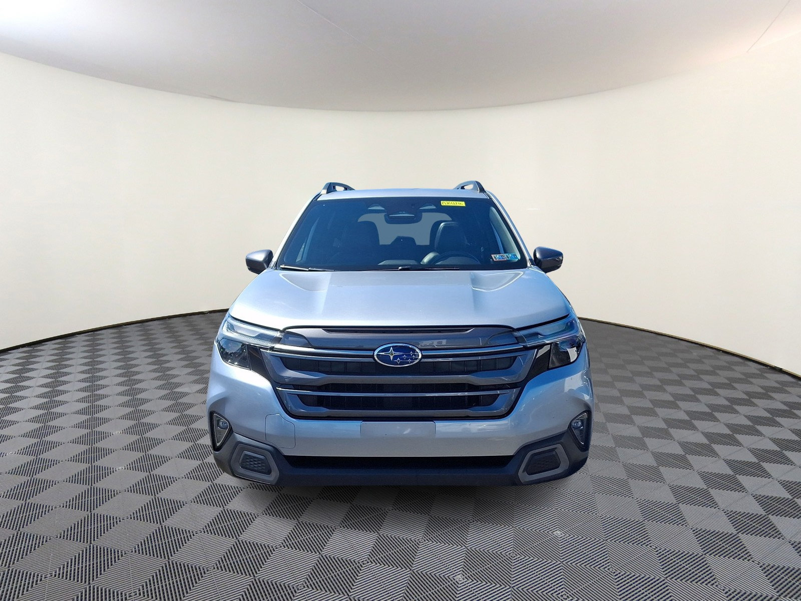 Used 2025 Subaru Forester Limited AWD/4WD image 2