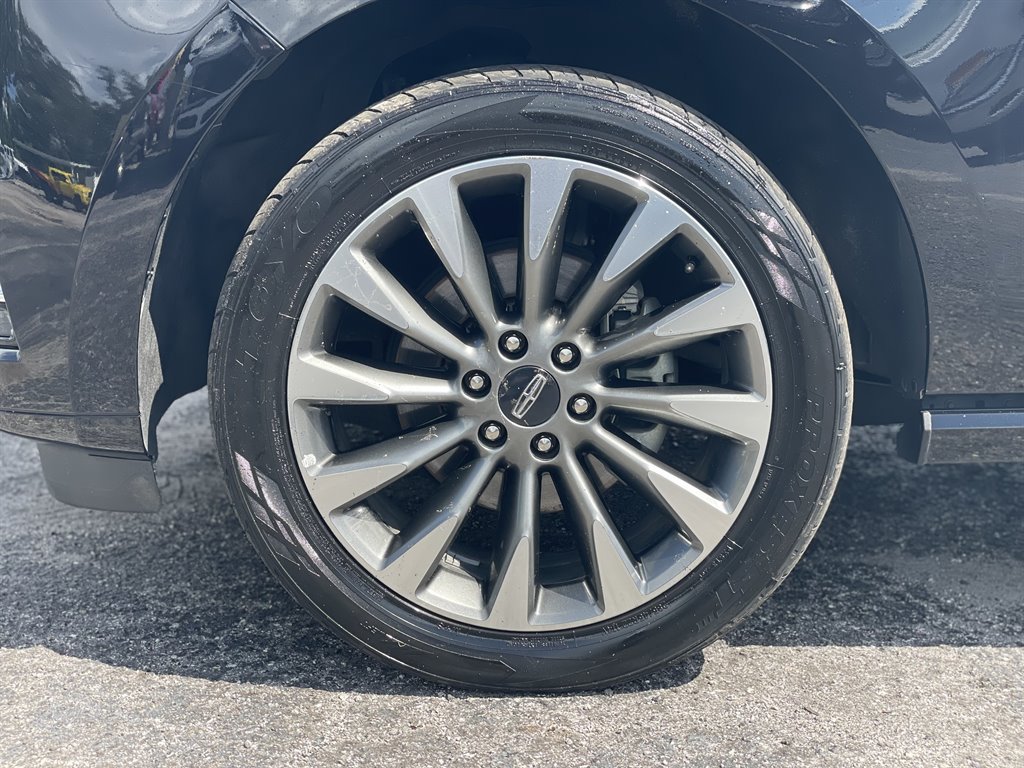Used 2019 Lincoln Navigator L Select AWD/4WD image 45