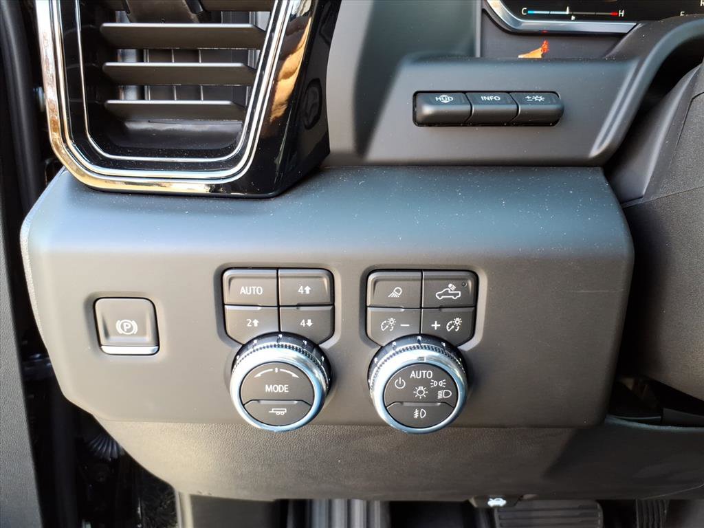 New 2026 GMC Sierra 1500 AT4 w/ AT4 Premium Package image 16