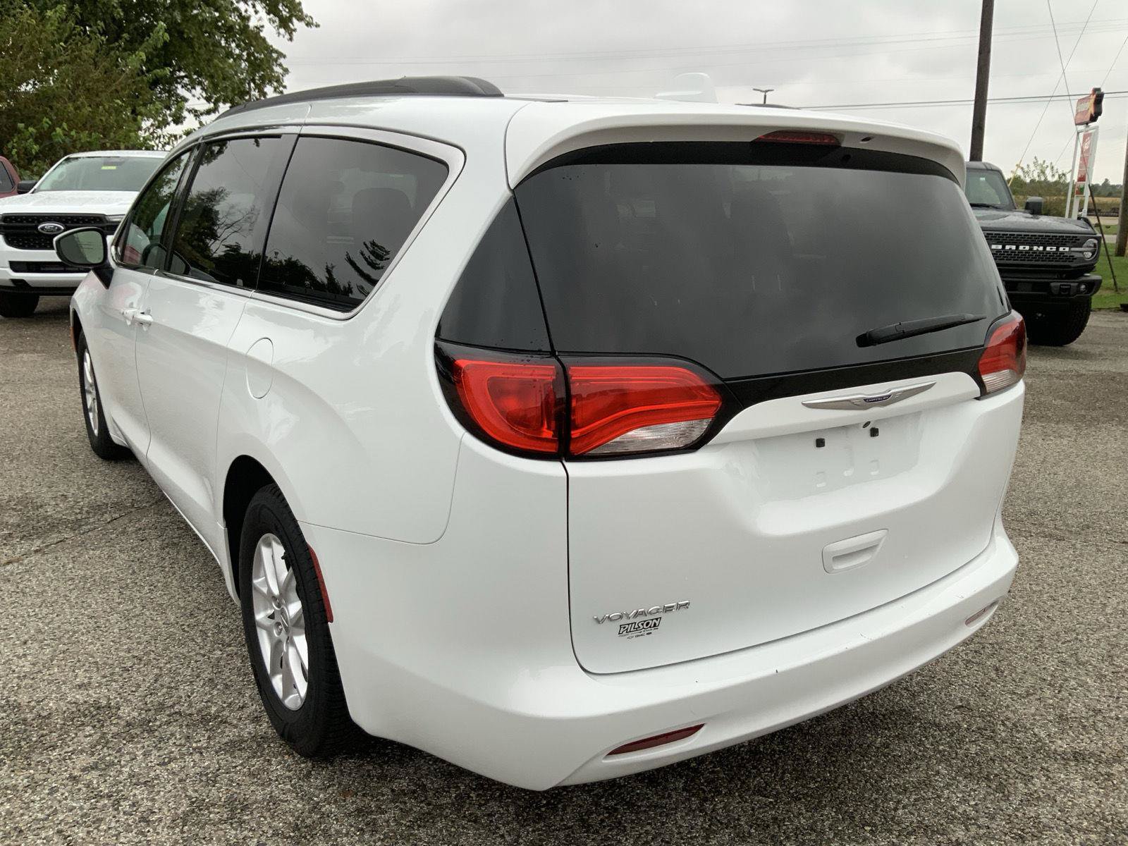 Used 2020 Chrysler Voyager Lxi FWD image 8