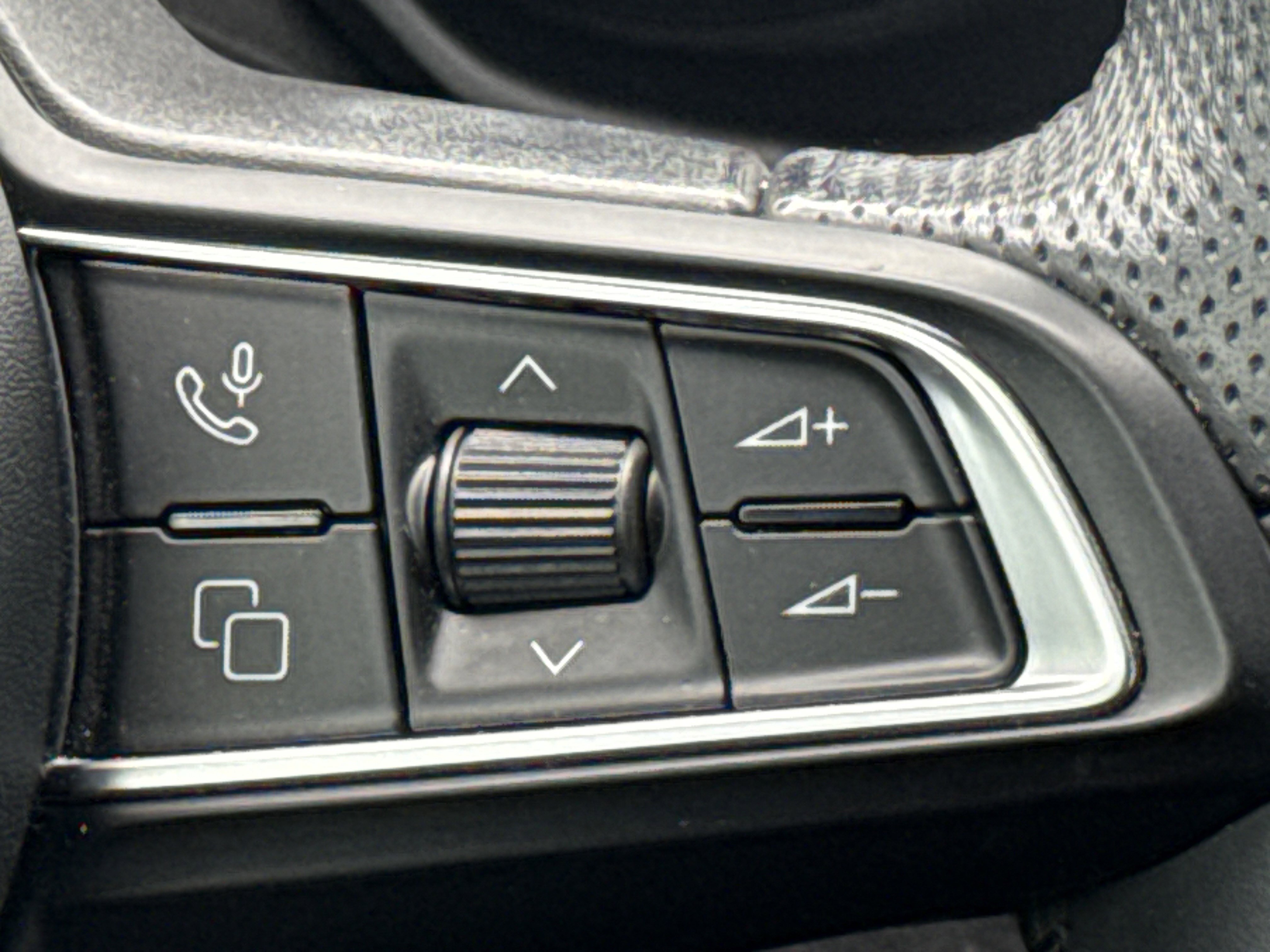 Used 2024 Dodge Hornet GT w/ Track Pack image 29