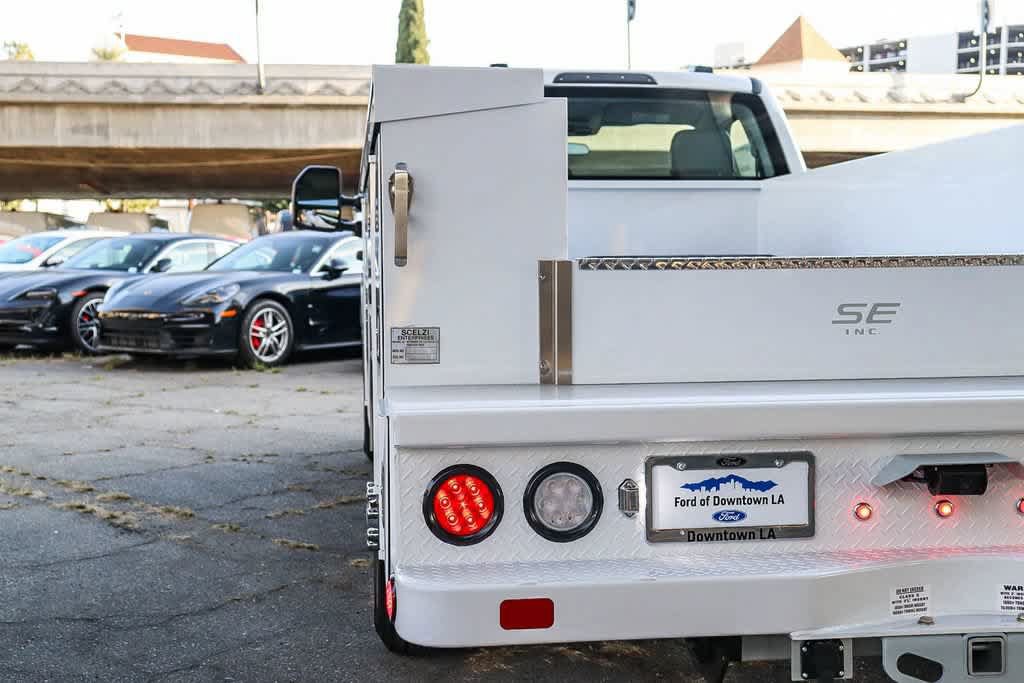 New 2026 Ford F350 XL w/ XL Chrome Package RWD image 8