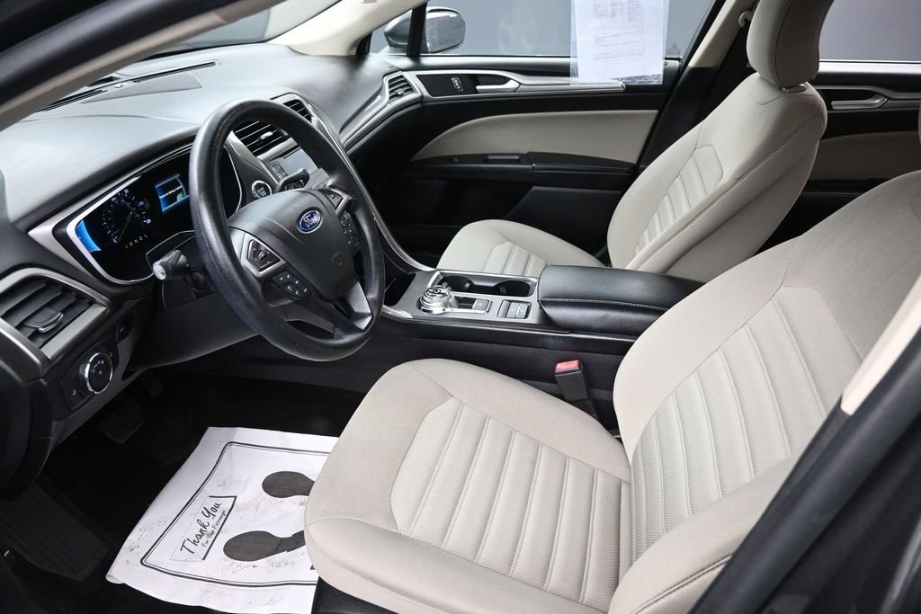 Used 2018 Ford Fusion S FWD image 20