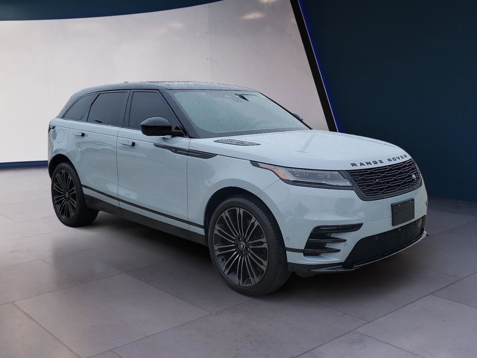 Used 2026 Land Rover Range Rover Velar Dynamic SE AWD/4WD image 7
