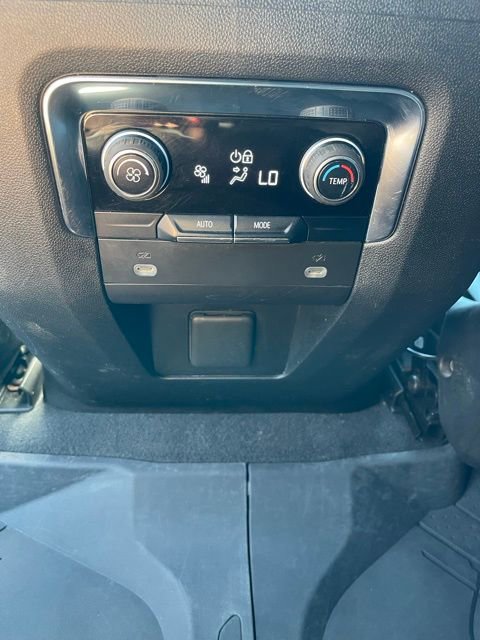 Used 2023 Chevrolet Suburban RST image 25