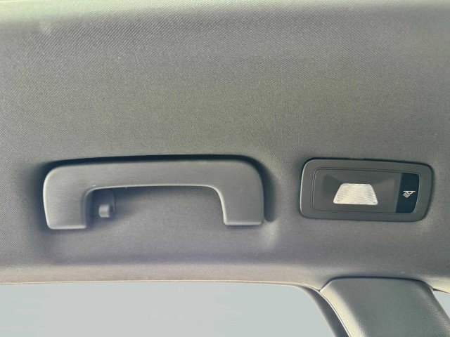 Used 2019 Porsche Macan image 41