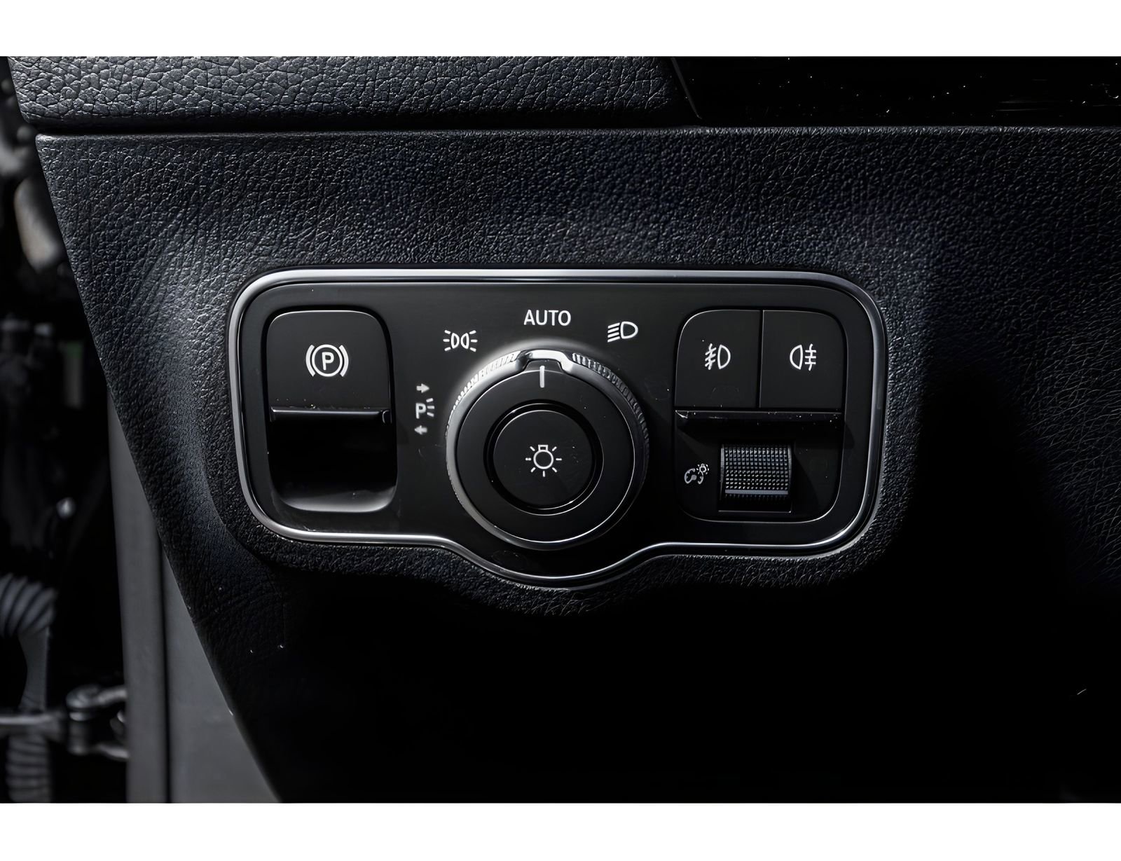 Used 2022 Mercedes-Benz GLA 250 4MATIC image 22