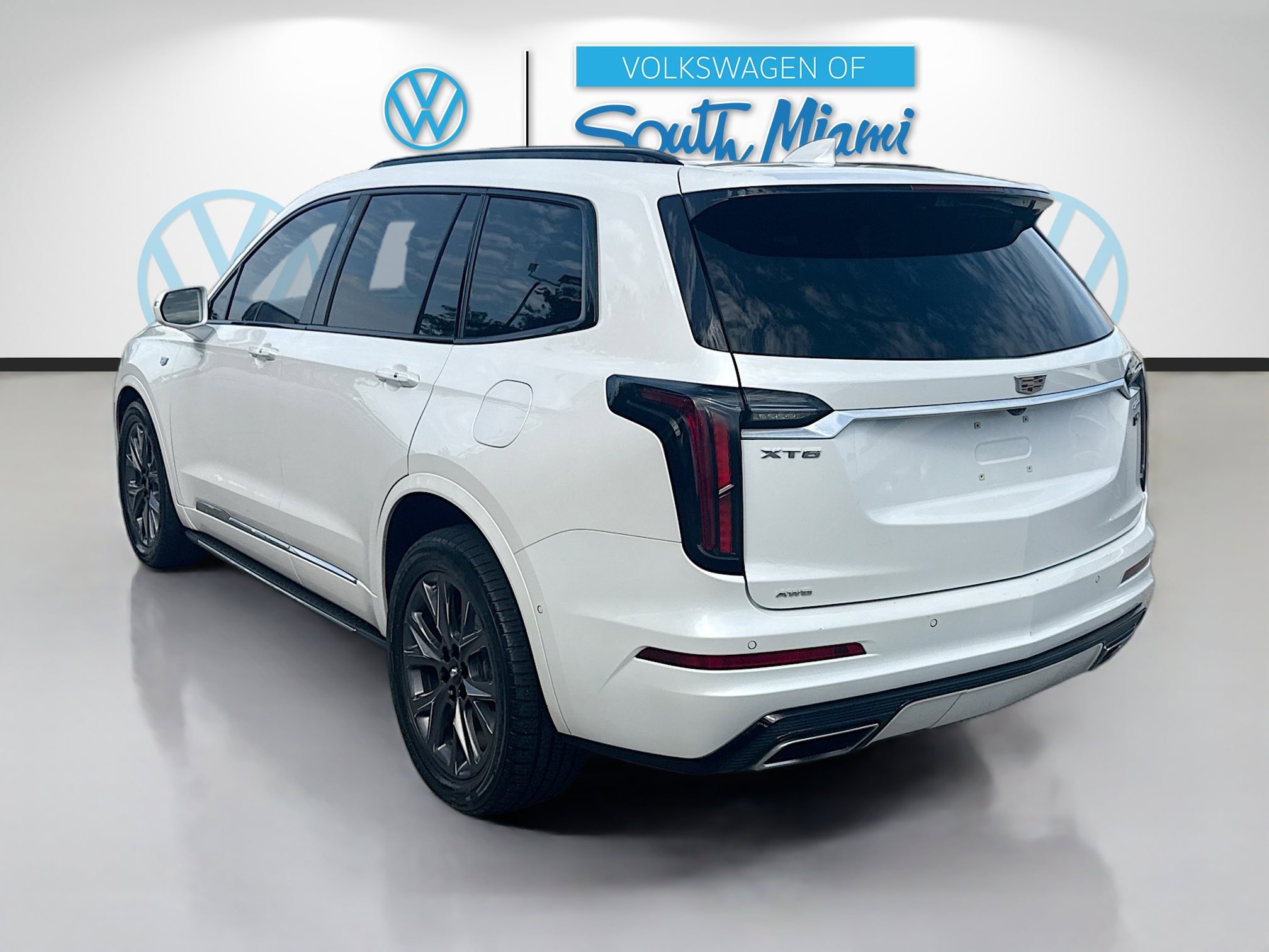 Used 2020 Cadillac XT6 Sport w/ Platinum Package AWD/4WD image 5