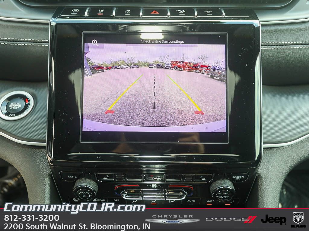 New 2025 Jeep Grand Cherokee L Altitude image 15