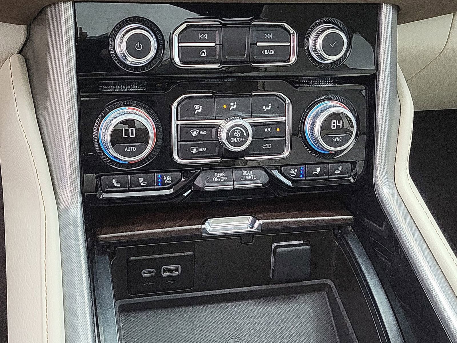 Certified 2024 GMC Yukon Denali image 36