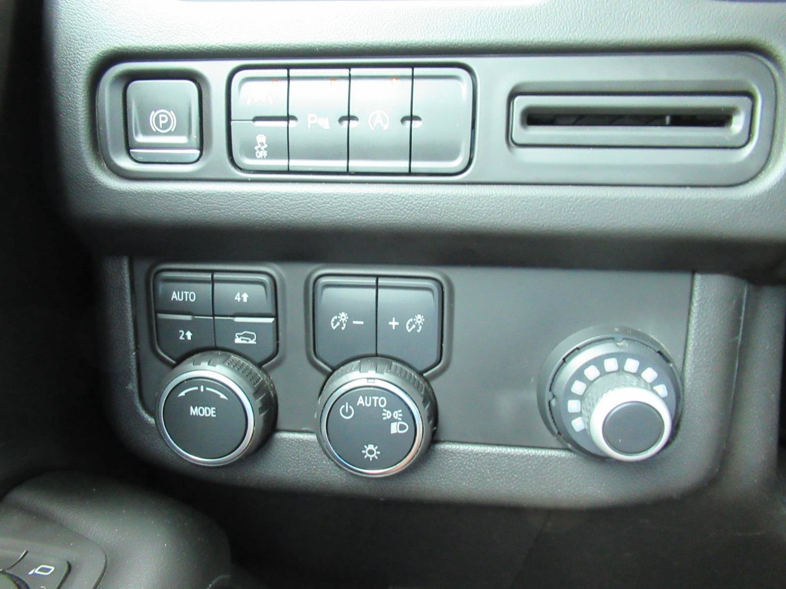 Used 2023 Chevrolet Tahoe LS AWD/4WD image 22