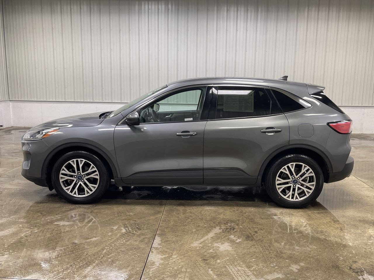 Used 2022 Ford Escape SEL image 12