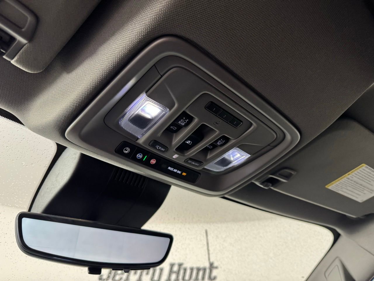 Used 2025 GMC Sierra 2500 Denali w/ Technology Package image 24