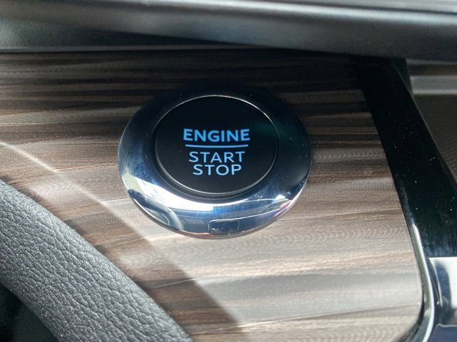 Used 2023 Ford Explorer Limited w/ Equipment Group 301A image 49