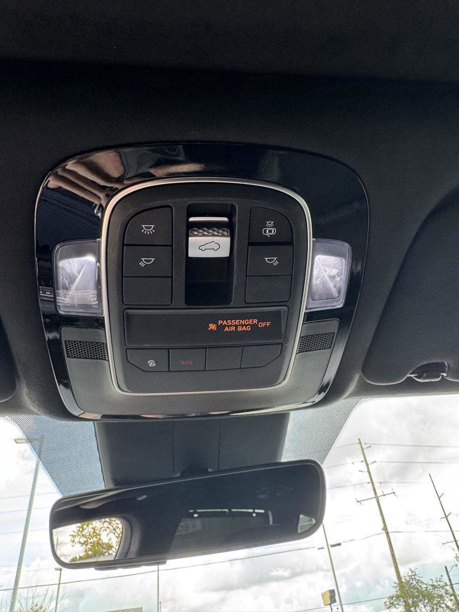 Used 2021 Hyundai Santa Fe Calligraphy w/ Cargo Package image 20