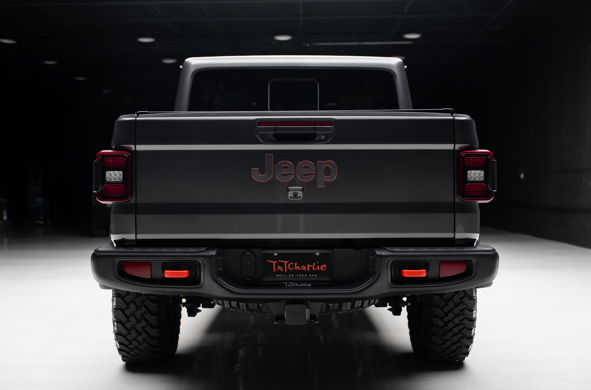 Used 2025 Jeep Gladiator Mojave w/ Steel Bumper Group AWD/4WD image 28
