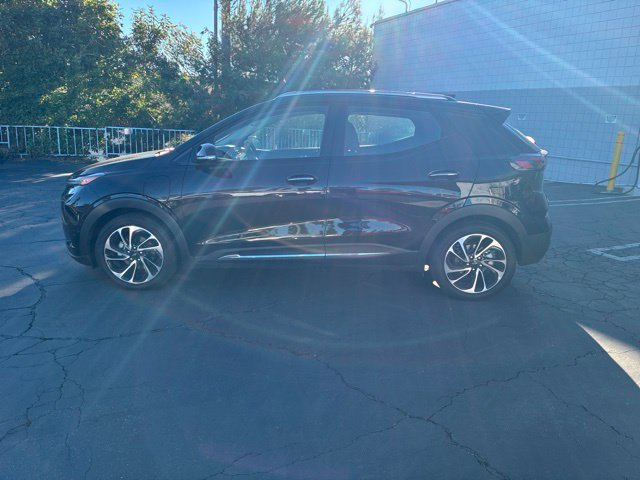 Used 2023 Chevrolet Bolt EUV Premier FWD image 4