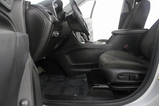 Used 2019 Chevrolet Equinox LT image 15