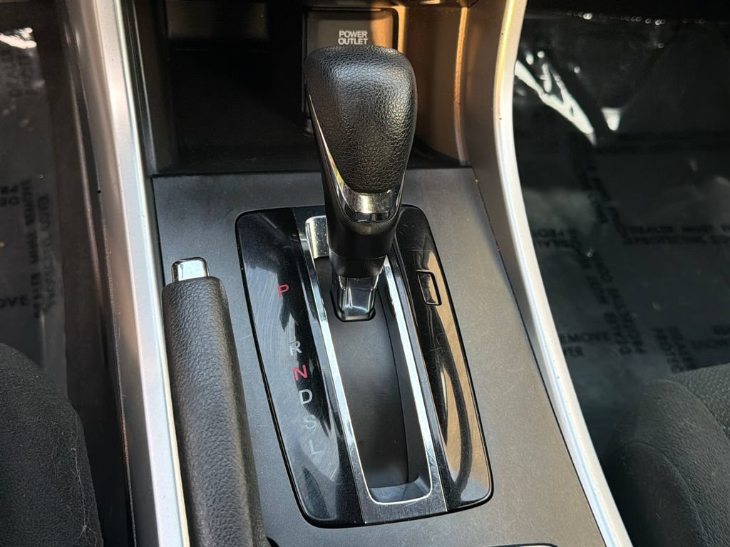 Used 2013 Honda Accord LX image 23