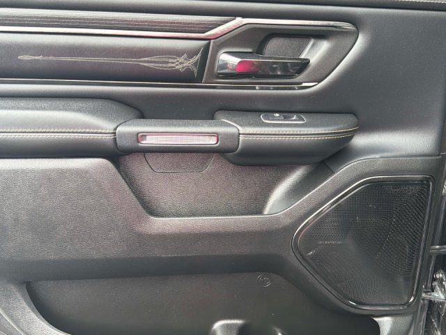 Used 2022 RAM 1500 Limited RWD image 9