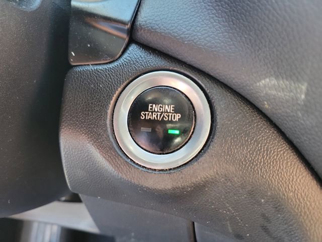 Used 2021 Chevrolet Equinox LT image 23