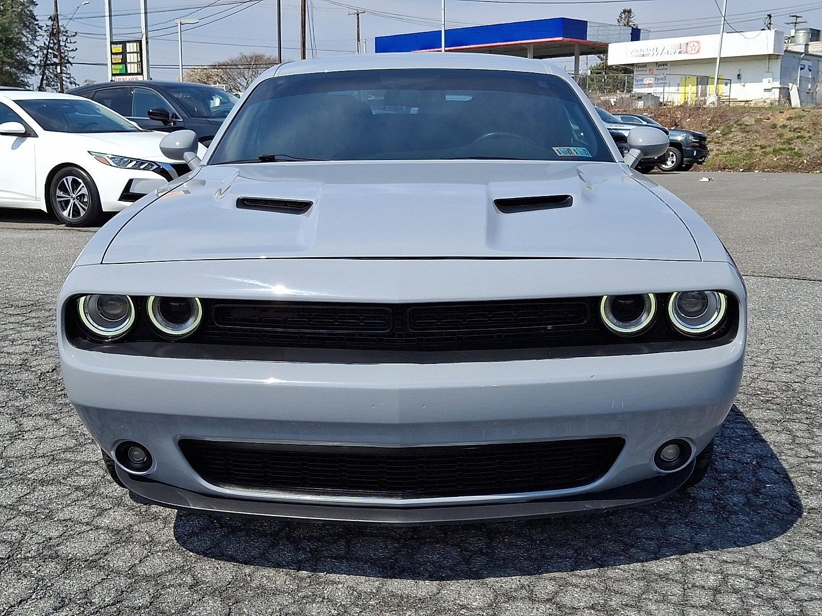 Used 2021 Dodge Challenger SXT w/ Blacktop Package image 2