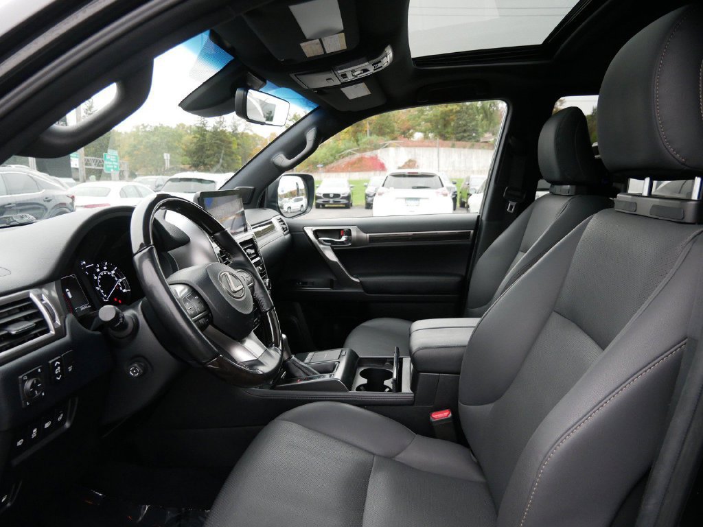 Certified 2022 Lexus GX 460 Premium w/ Premium Package AWD/4WD image 9