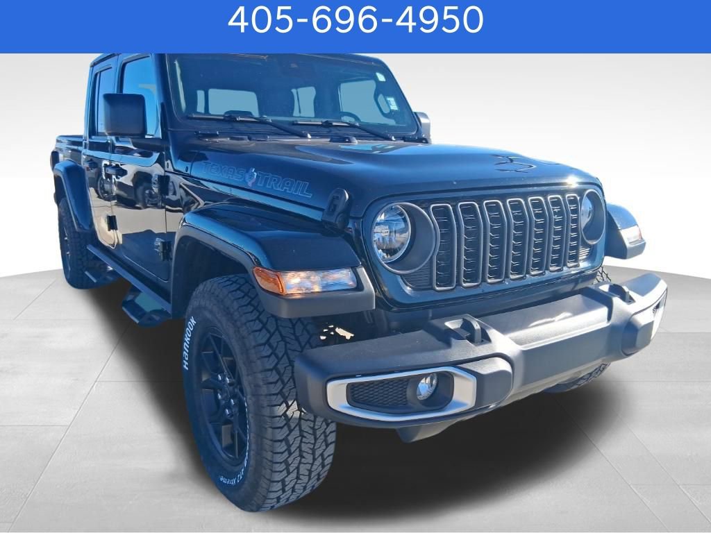 Used 2024 Jeep Gladiator Sport image 2