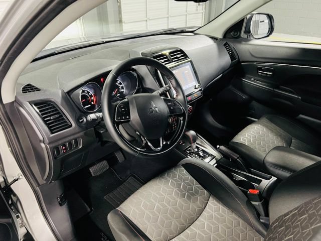 Used 2026 Mitsubishi Outlander Sport LE AWD/4WD image 23