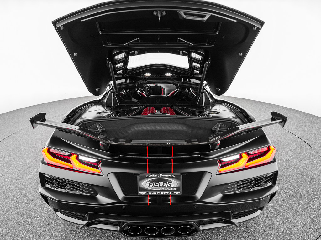 Used 2024 Chevrolet Corvette Z06 w/ Z07 Performance Package RWD image 37