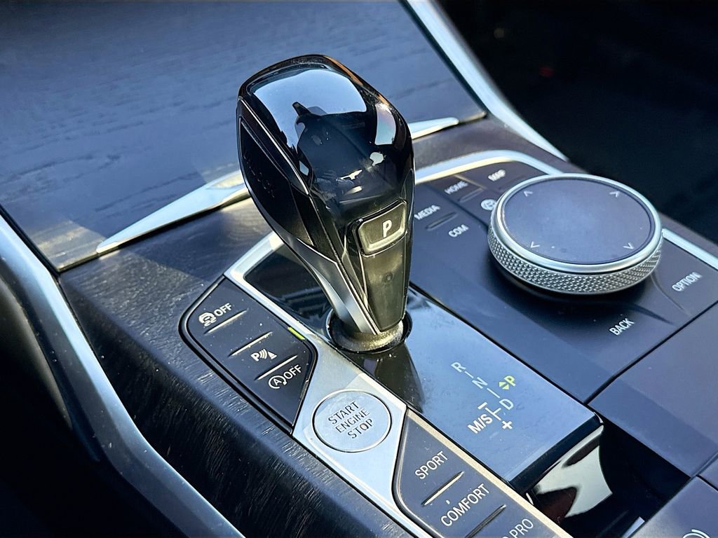 Used 2021 BMW 330i Sedan w/ Executive Package image 30