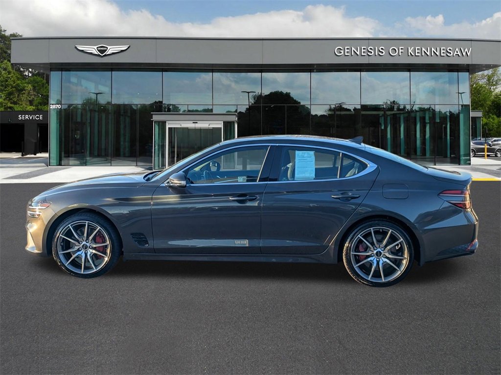 Used 2025 Genesis G70 2.5T image 4