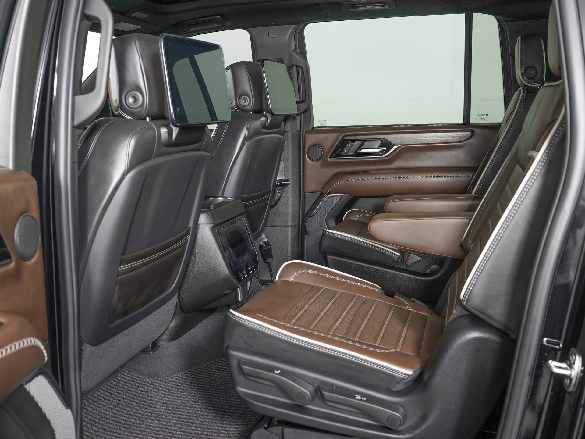 Used 2026 GMC Yukon XL Denali Ultimate image 16