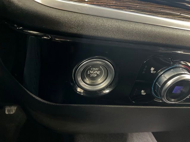 Used 2023 GMC Sierra 1500 Elevation image 17