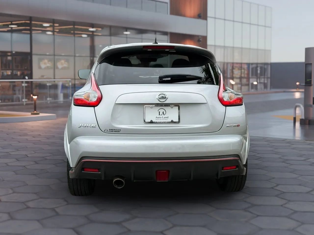 Used 2015 Nissan Juke NISMO AWD/4WD image 5