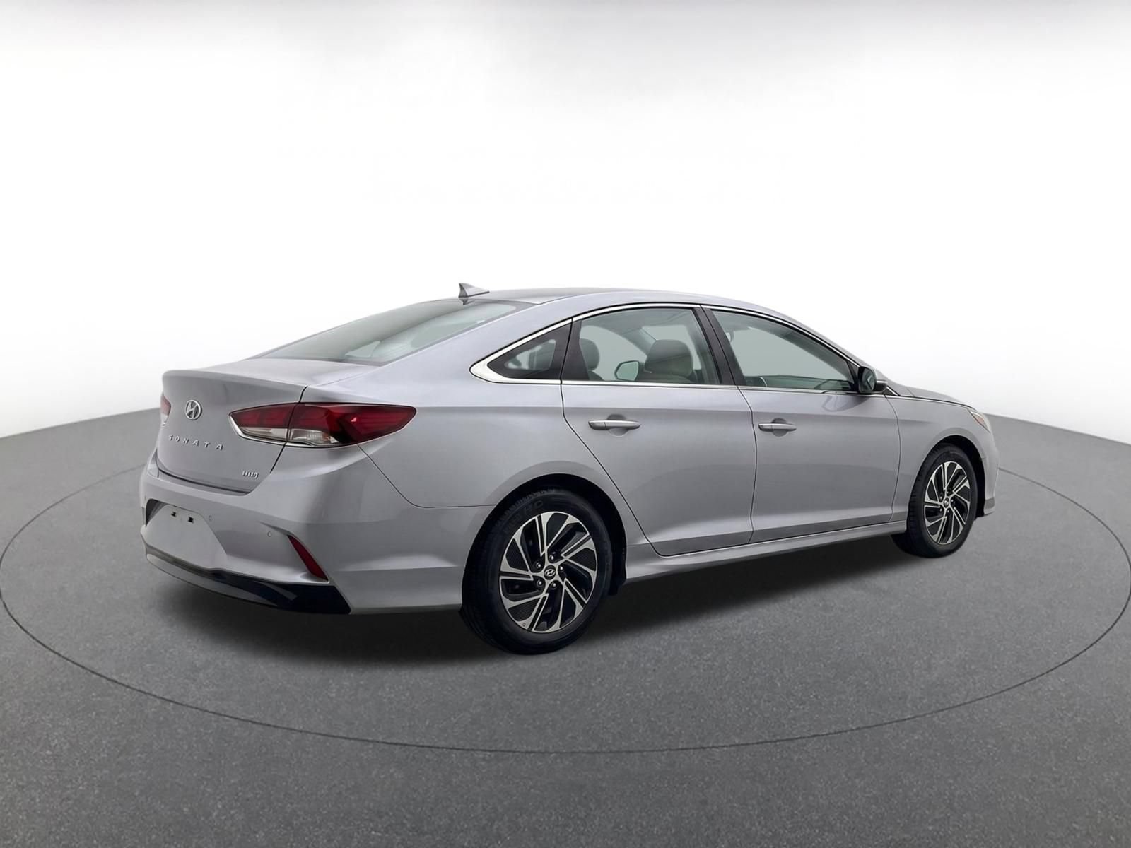 Used 2026 Hyundai Sonata Blue FWD image 8
