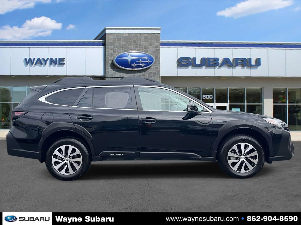 Used 2025 Subaru Outback Premium w/ Popular Package #1A image 5