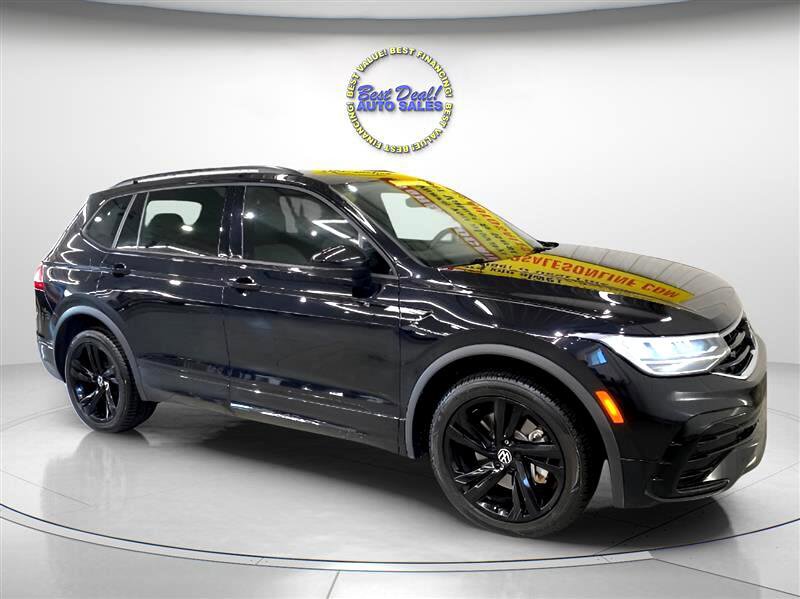 Used 2023 Volkswagen Tiguan SE R-Line image 9