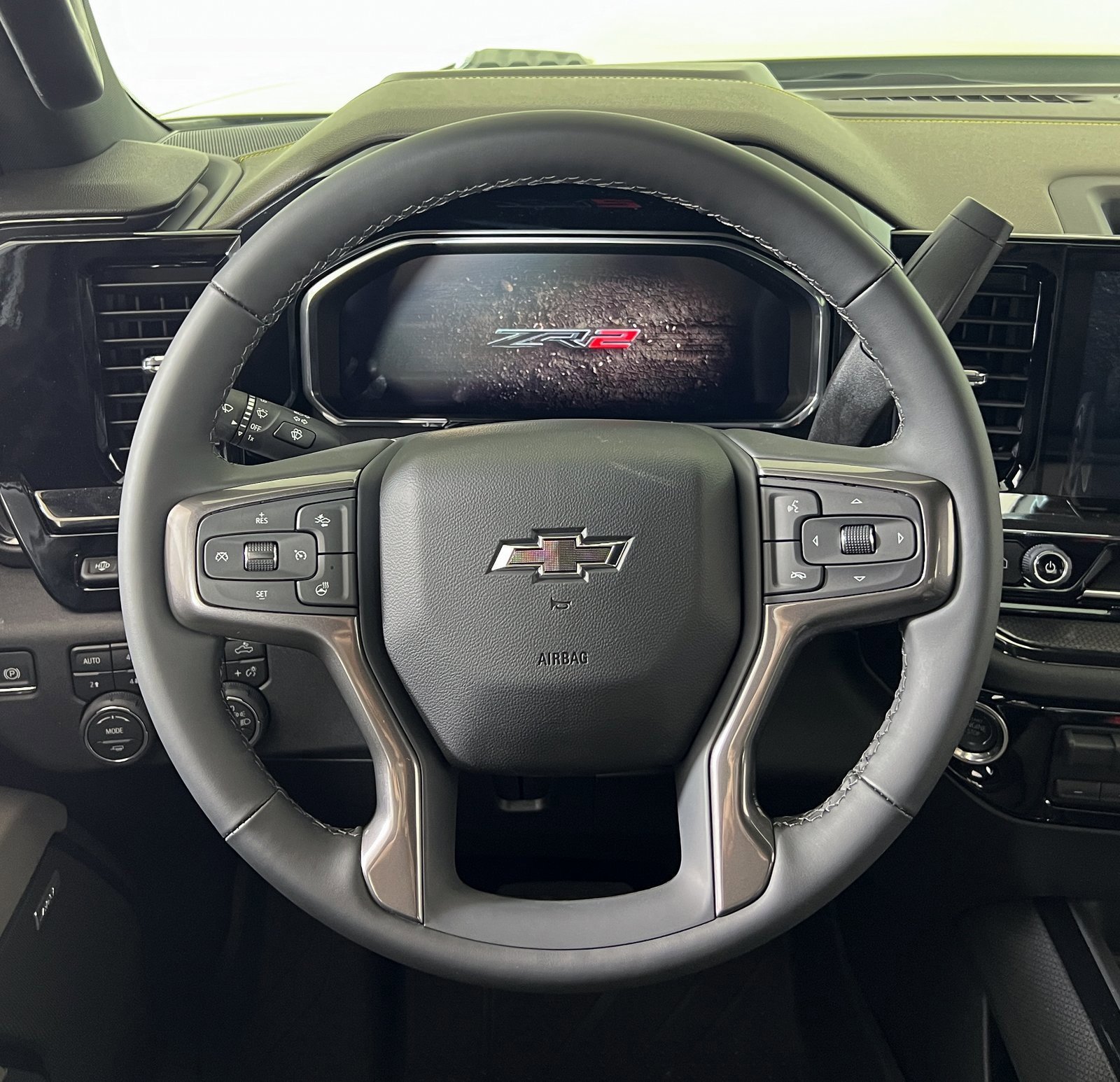 New 2026 Chevrolet Silverado 2500 ZR2 image 9