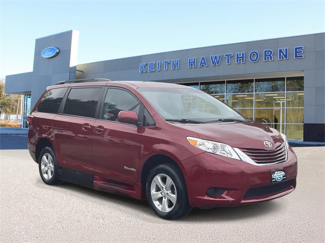 Used 2015 Toyota Sienna LE