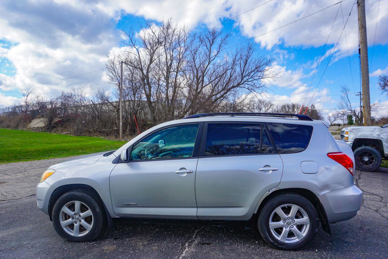 Used 2008 Toyota RAV4 Limited image 7