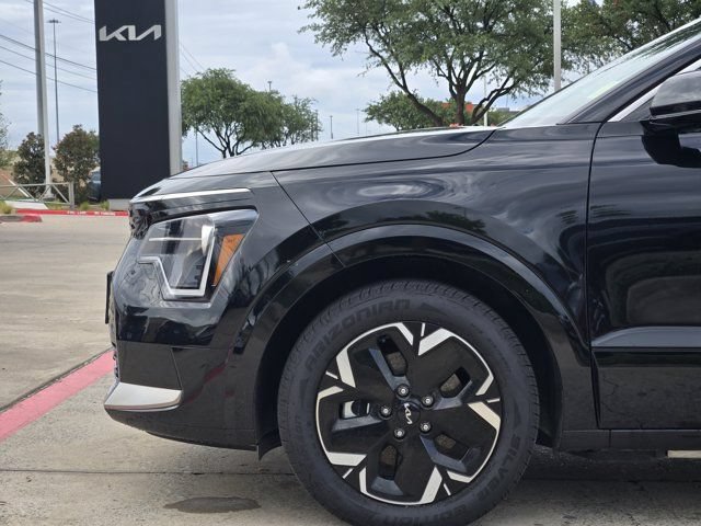 Certified 2023 Kia Niro Wind w/ Wind Preserve Package FWD image 10