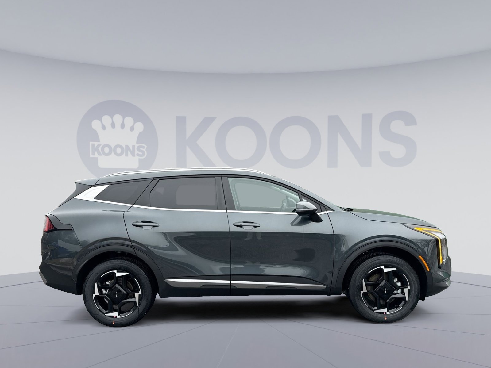 New 2026 Kia Sportage EX image 8