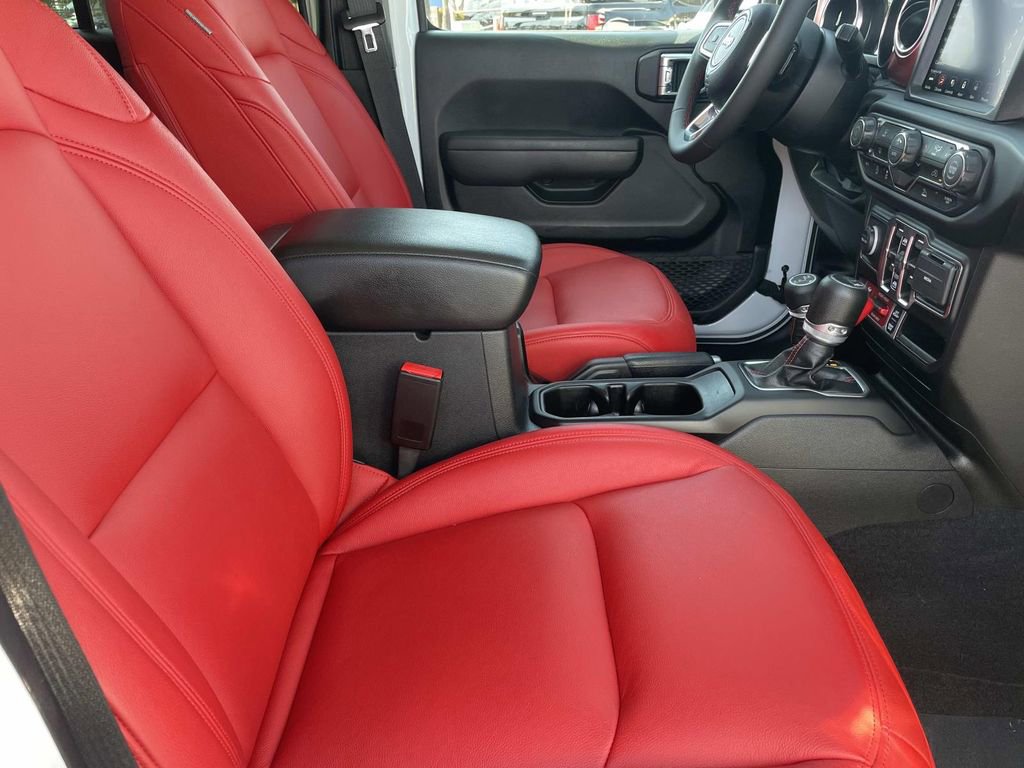 Used 2023 Jeep Gladiator Rubicon w/ LED Lighting Group AWD/4WD image 26