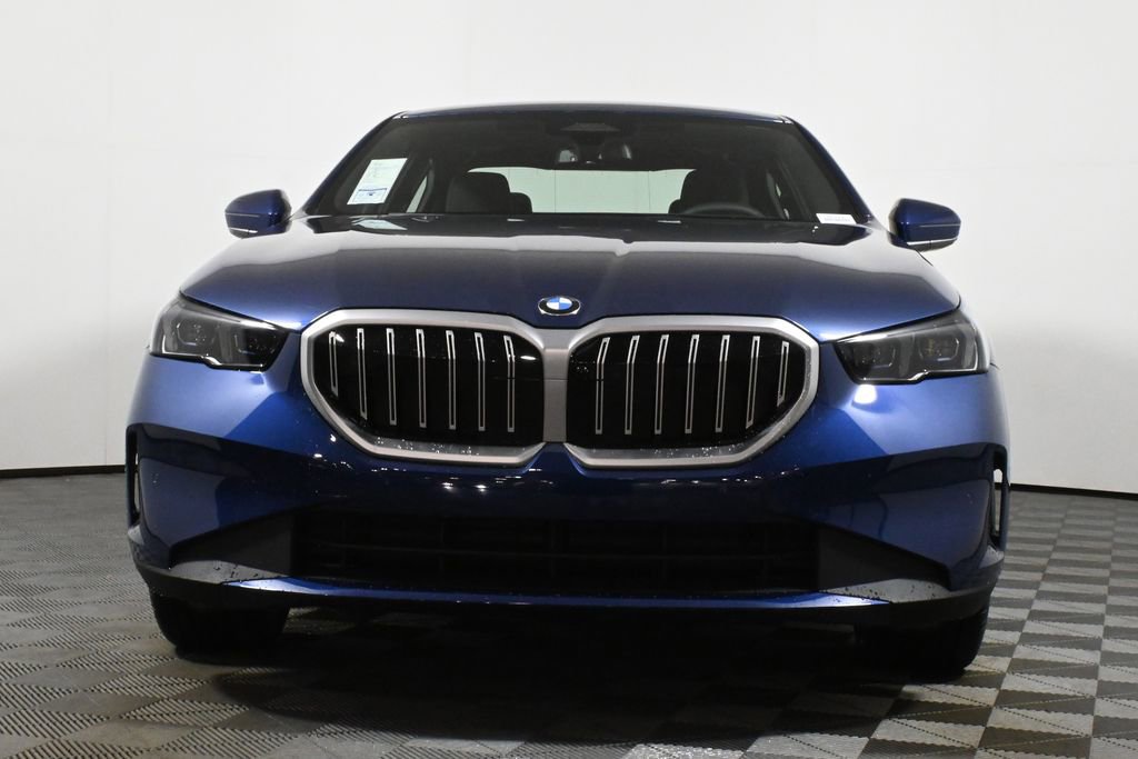 Used 2026 BMW 530i xDrive w/ Premium Package image 10