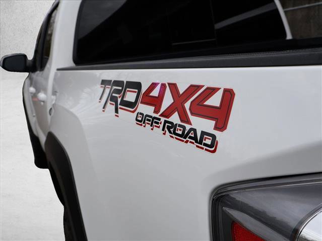 Used 2021 Toyota Tacoma TRD Off-Road w/ Technology Package image 28