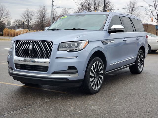 Used 2024 Lincoln Navigator Black Label image 2