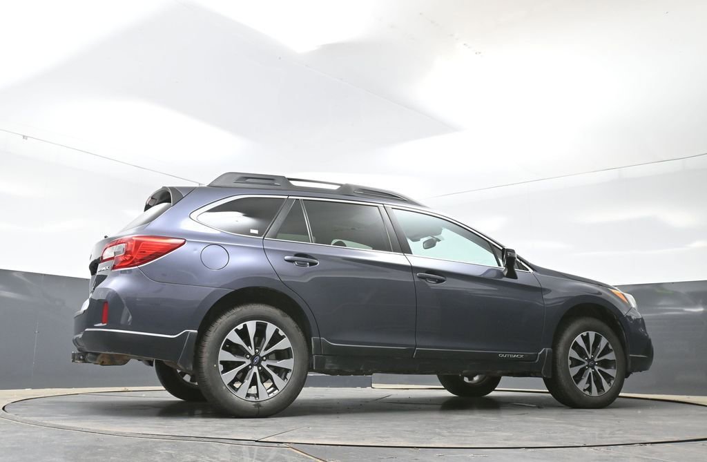 Used 2016 Subaru Outback 2.5i Limited AWD/4WD image 48