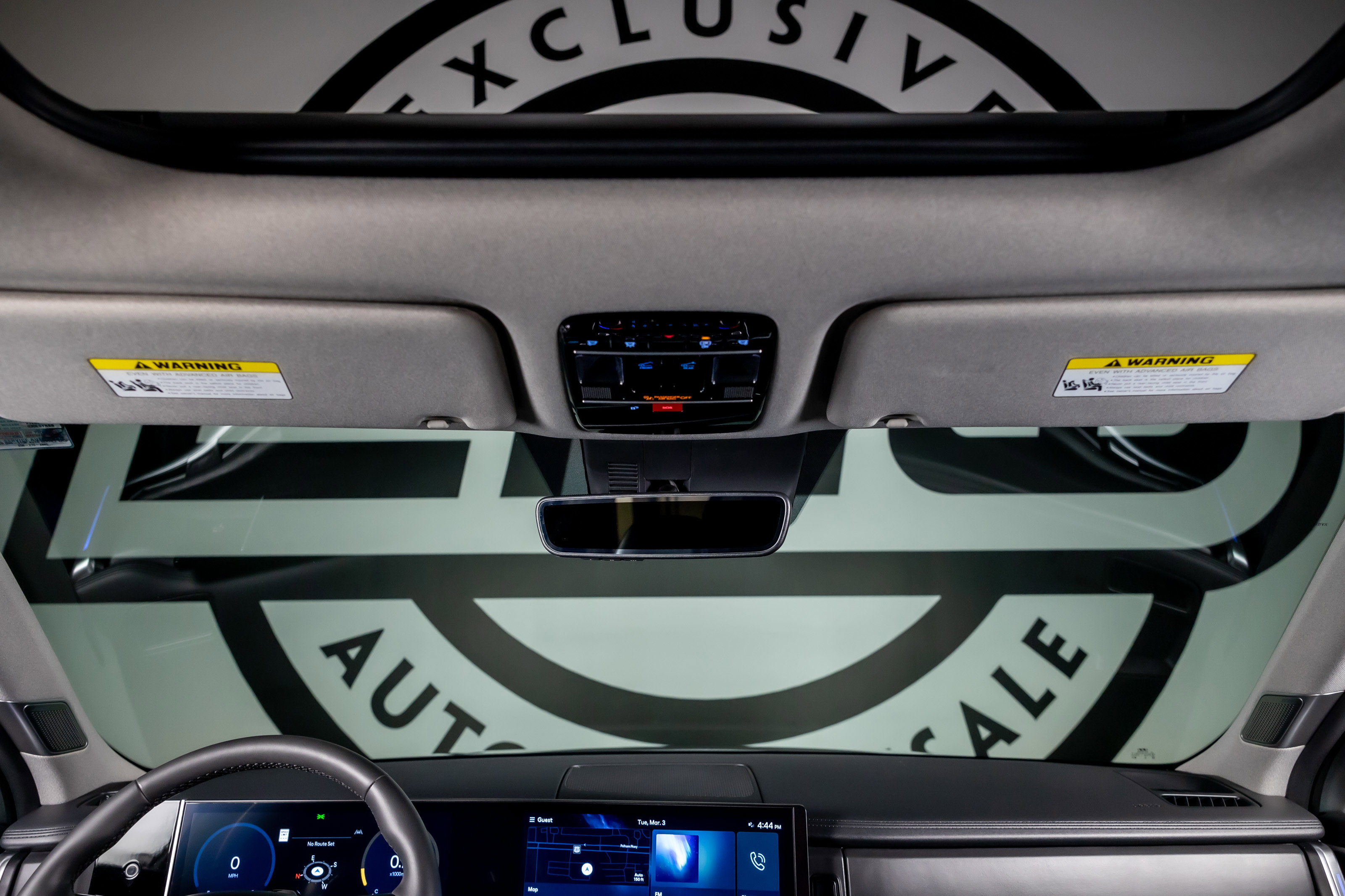 Used 2024 Hyundai Santa Fe Limited image 9